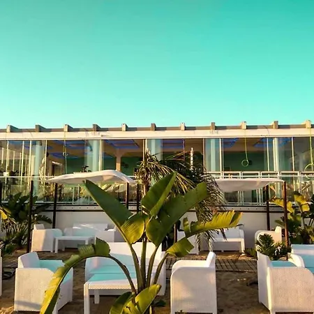 Casa De Diseno En La Playa. Holiday home Rota