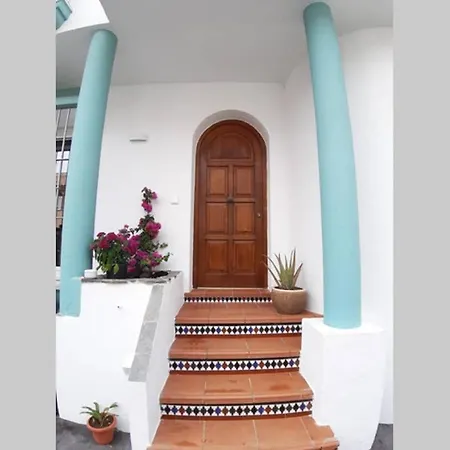 Casa De Diseno En La Playa. Rota